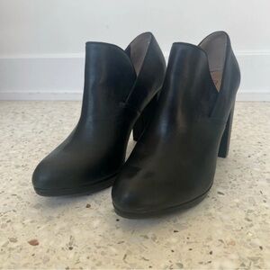 Me Too Black Heeled Ankle Boots